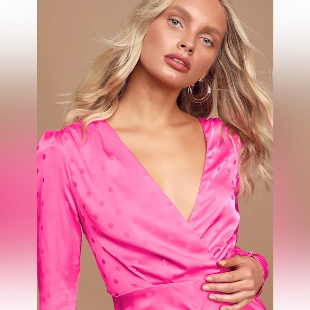 NWT WAYF Phoenix Magenta Pink Jacquard Satin Polka Dot Mini Dress